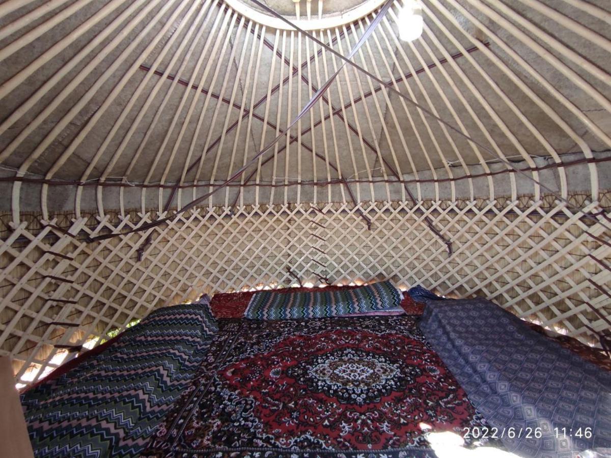 Guest House And Yurt Camp "Ailuu" Tong Exterior foto